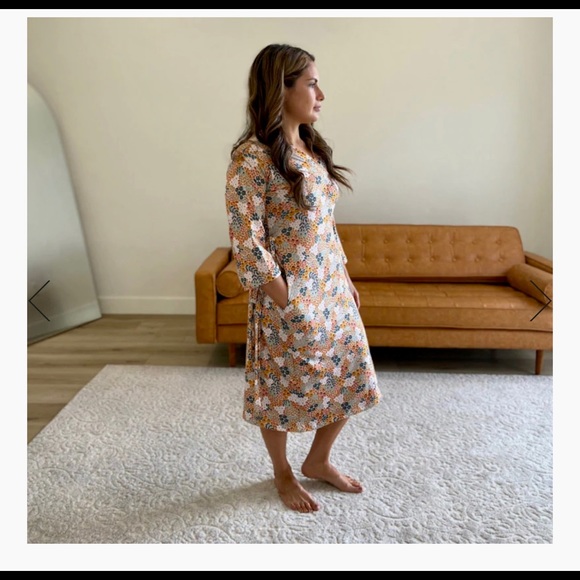 Mom bundle! Mommy couture blanket and floral robe! - Picture 2 of 3